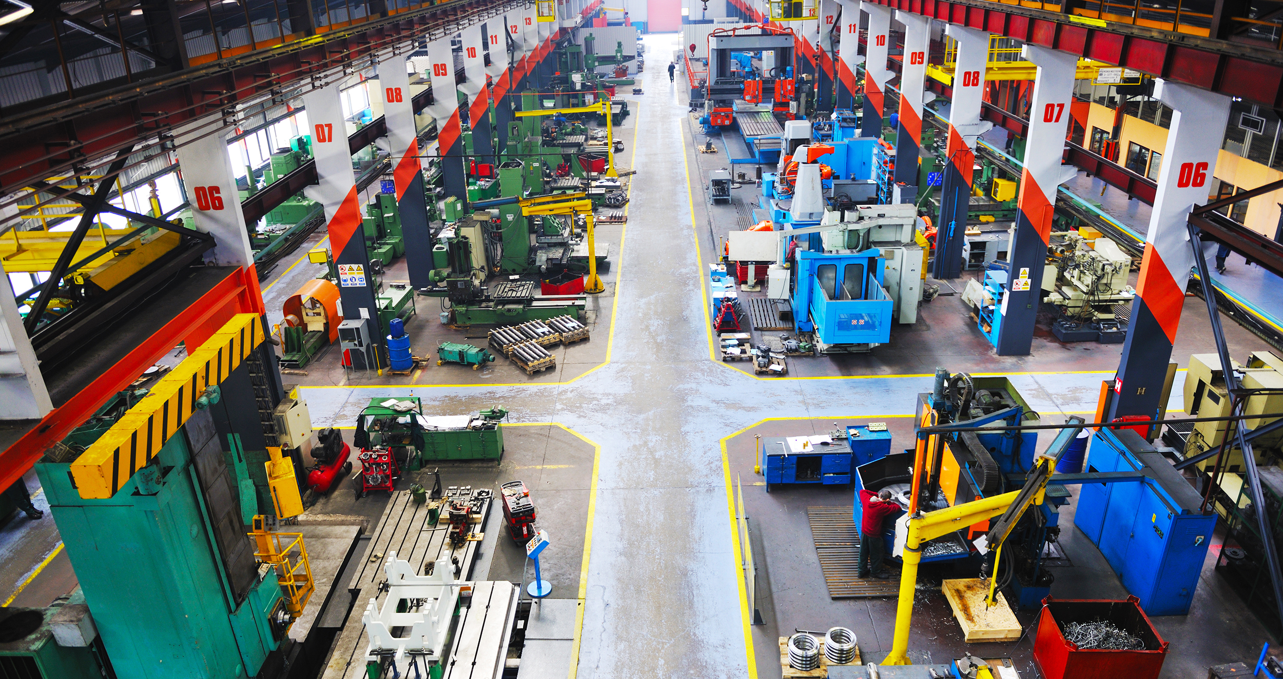 Manufacturing PMI Falls to Lowest Mark Since May 2020