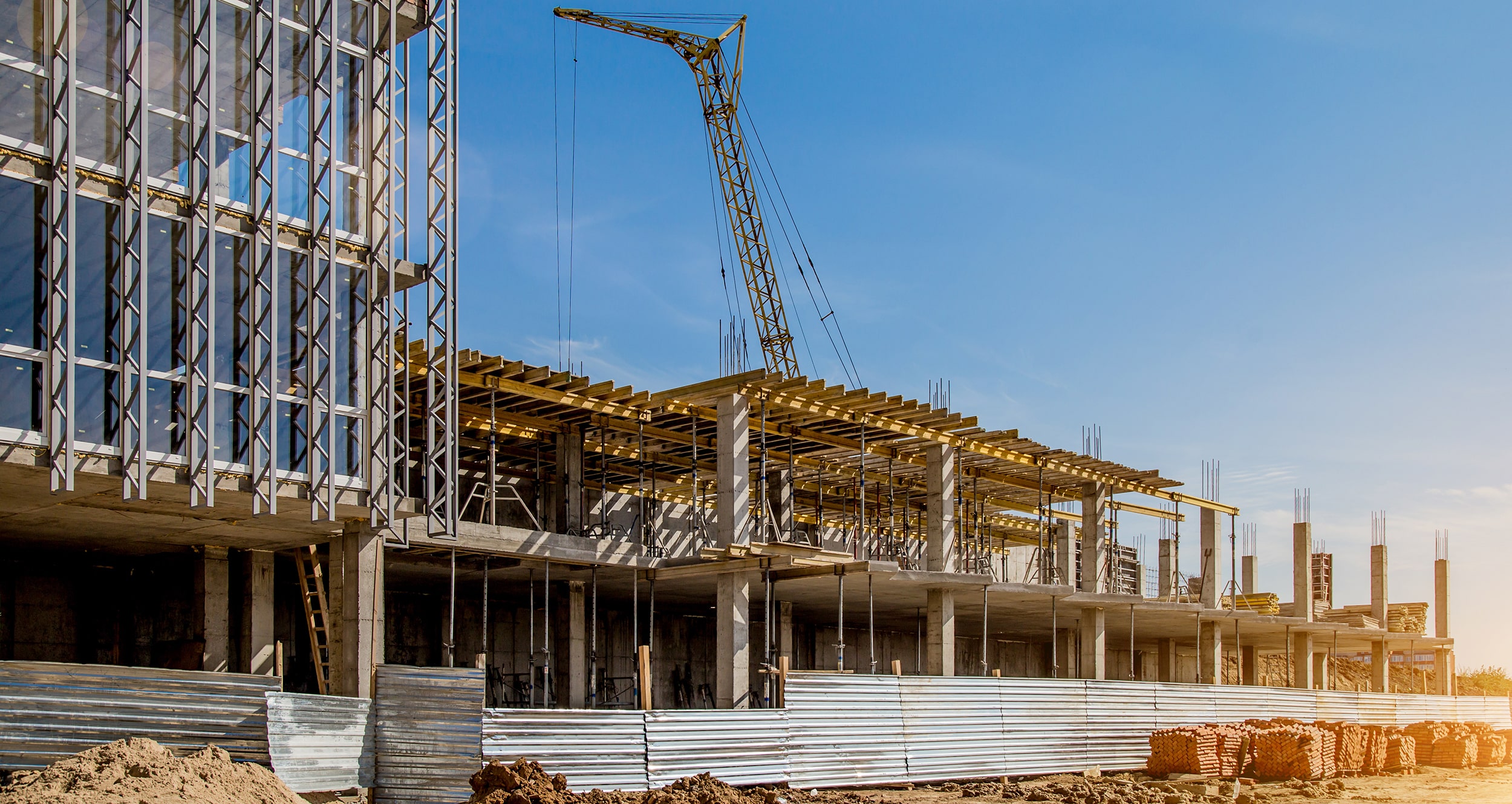 June U.S. Construction Spending Unexpectedly Edges Down
