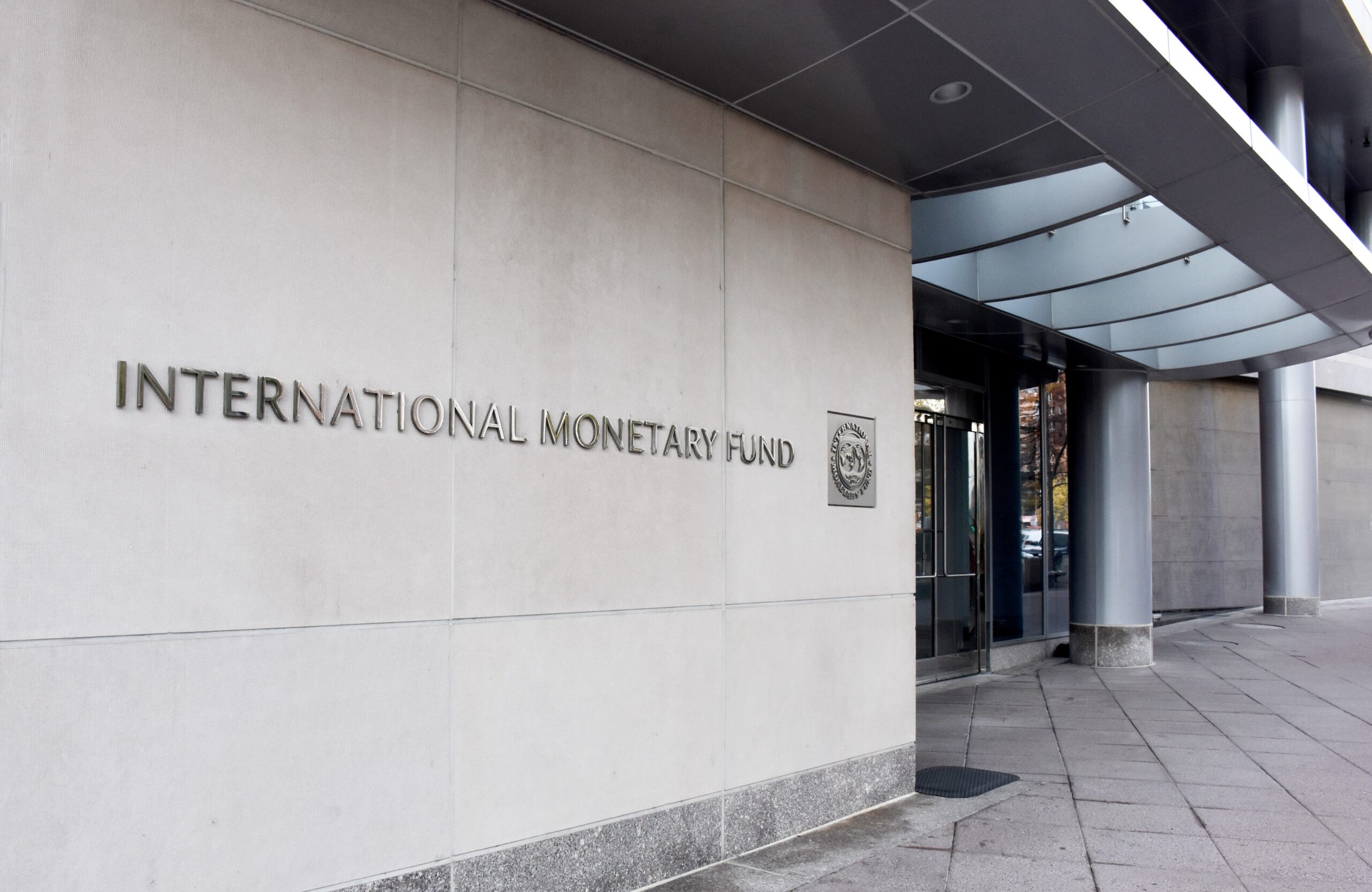 IMF Raises Global Economic Outlook as Trade Tensions Ease