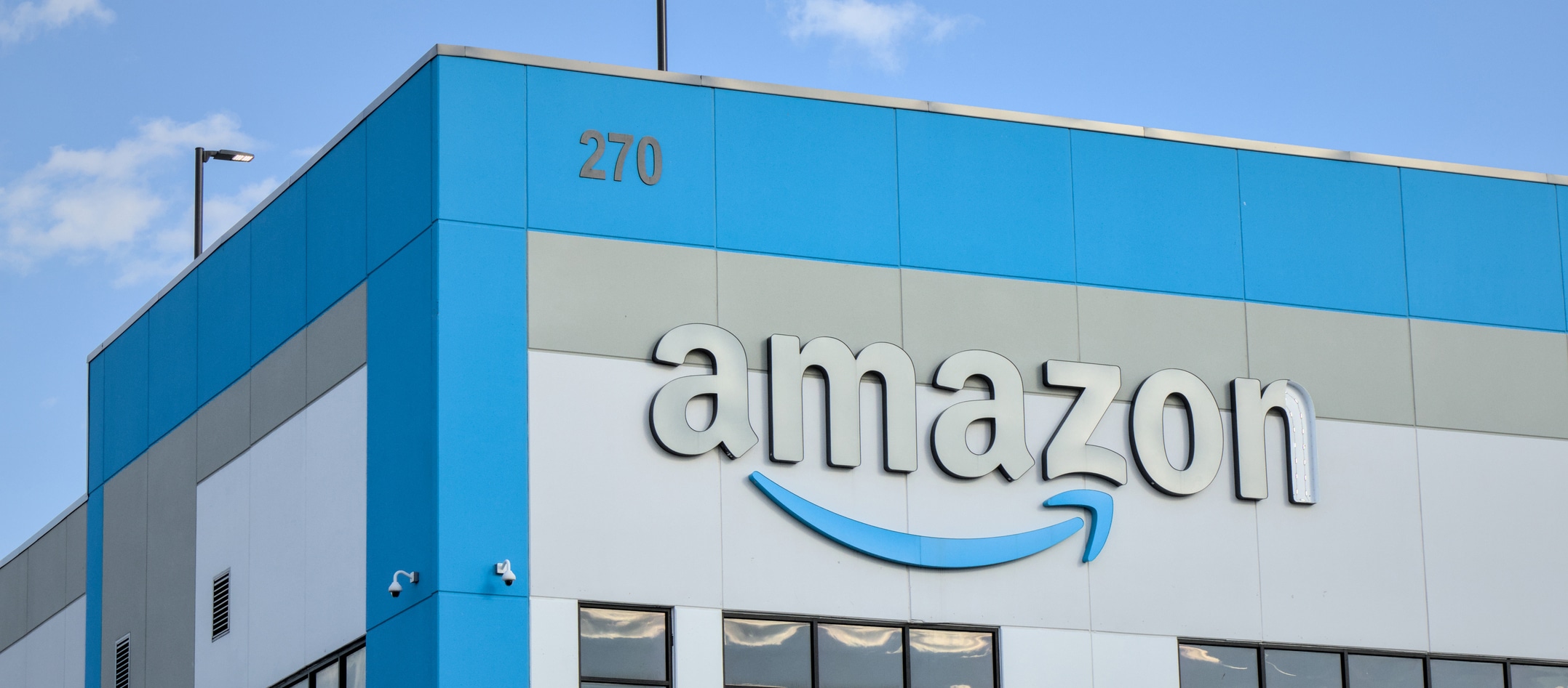Amazon Opens its Logistics Network to All Businesses. Here’s What Distributors Should Know