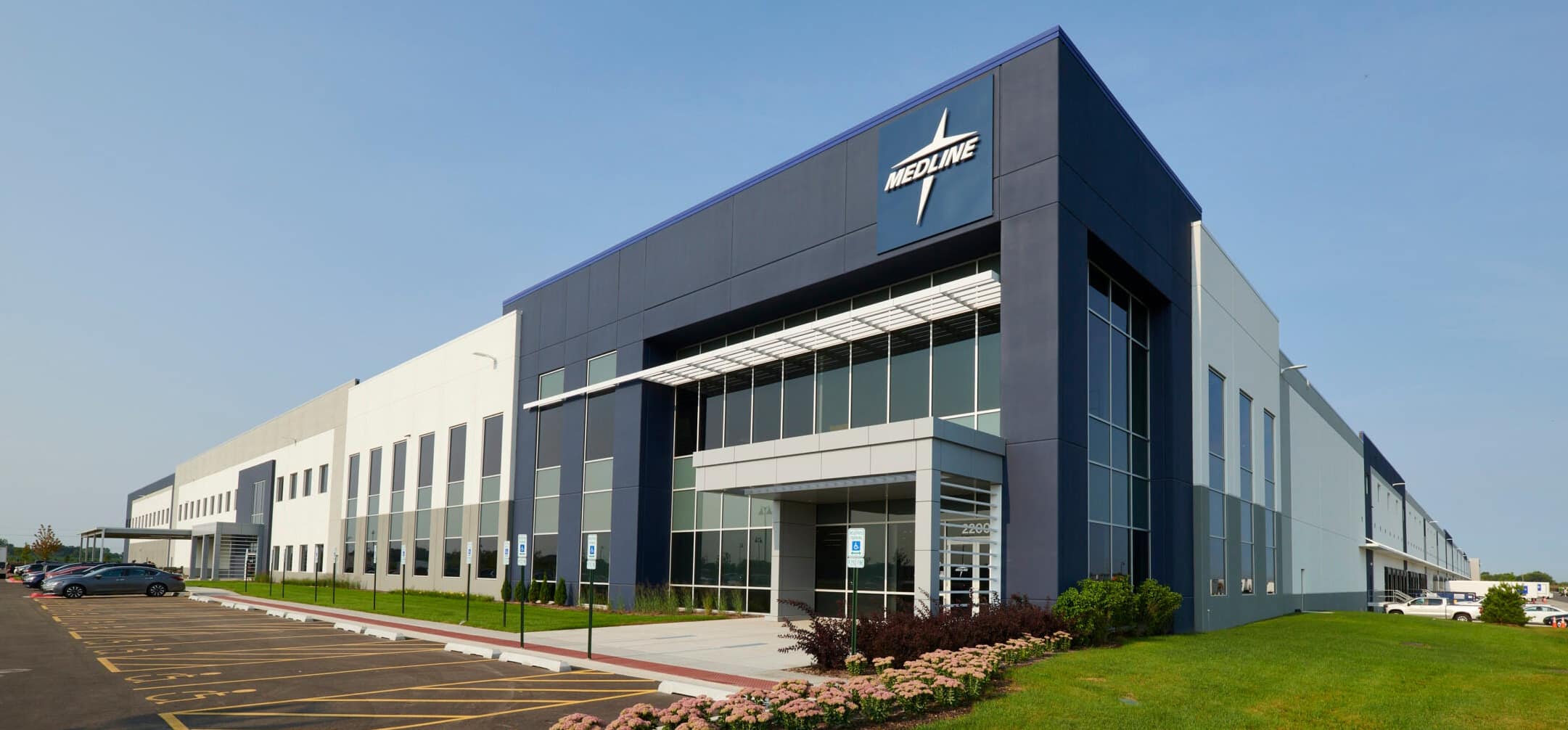 Medline Expands Prime Vendor Model Beyond U.S. with Canada Deal
